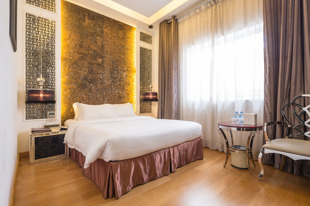 A&Em Hai Ba Trung Hotel Хошимин Екстериор снимка
