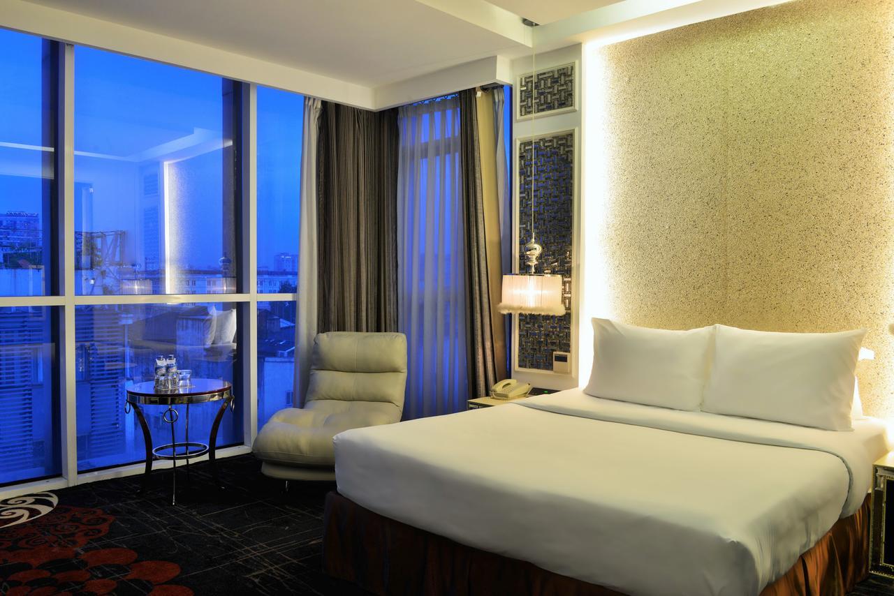 A&Em Hai Ba Trung Hotel Хошимин Екстериор снимка